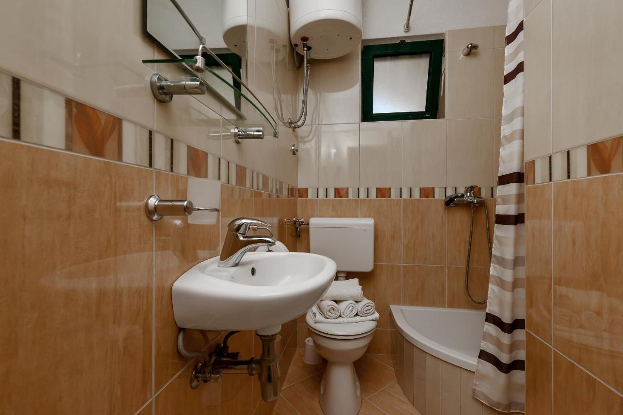 Apartmani Antonela Drasnice Exterior photo