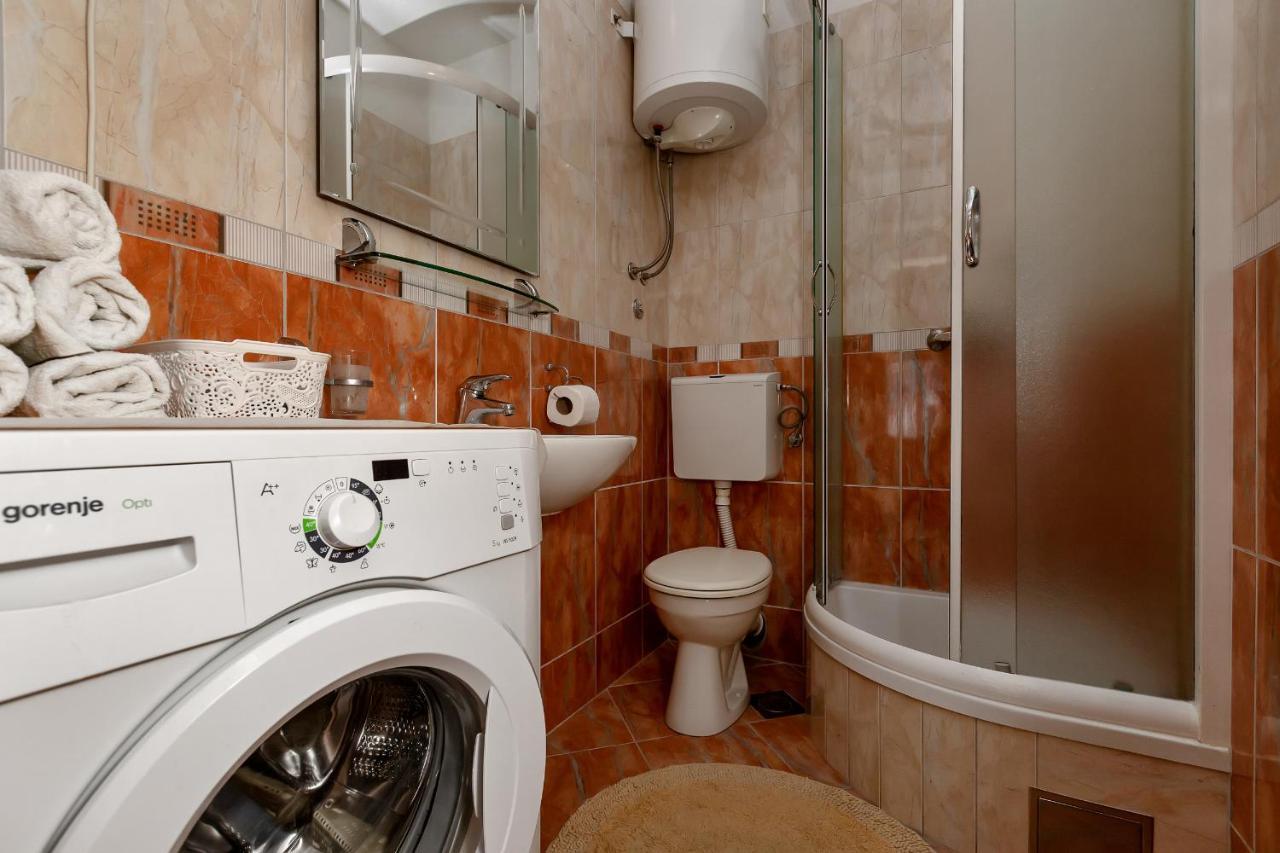 Apartmani Antonela Drasnice Exterior photo